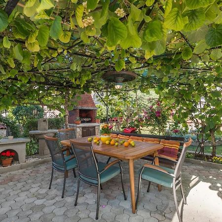 Apartments Loredana Porec Exterior photo