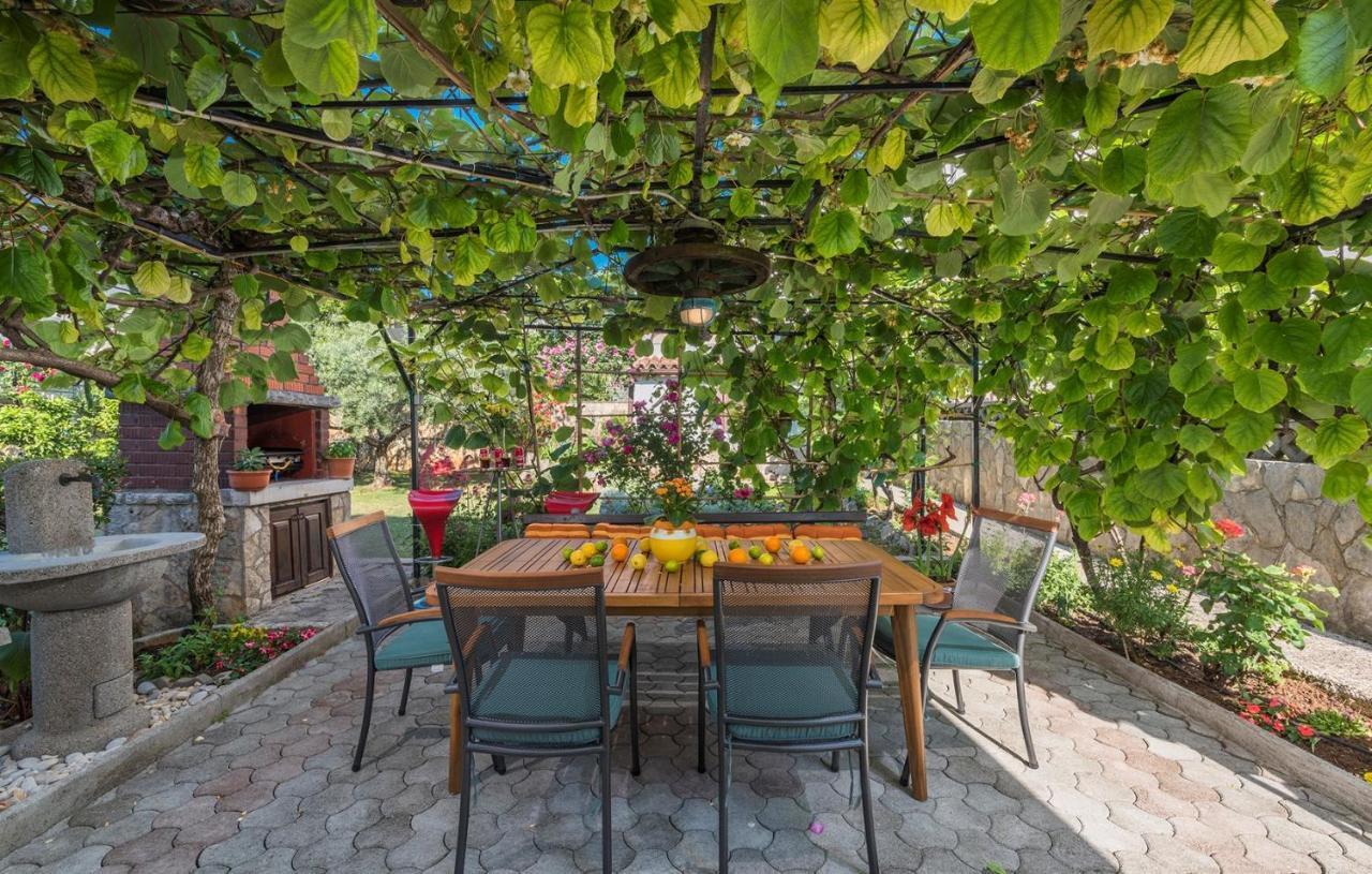 Apartments Loredana Porec Exterior photo